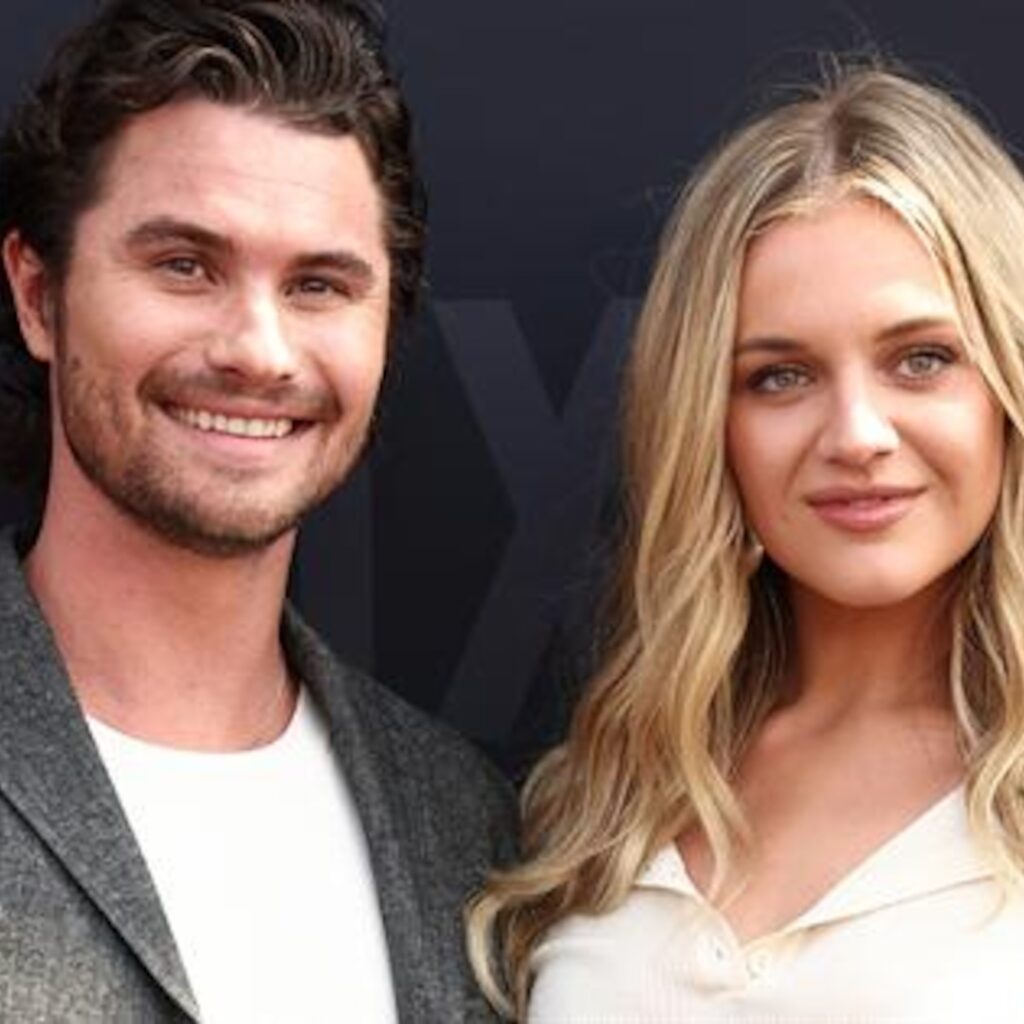 Kelsea Ballerini Shares Fiery Message for “Speculators” After Chase Stokes Breakup