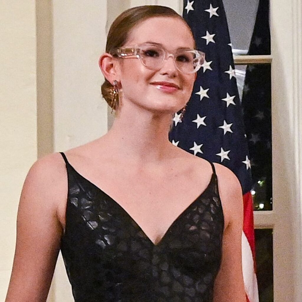 Who Is Violet Affleck, Jennifer Garner & Ben Affleck’s Daughter?