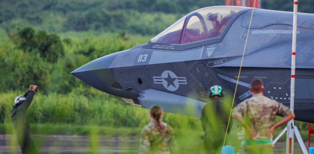 Venezuela and US edge toward war footing − but domestic concerns, international risks may hold Washington back