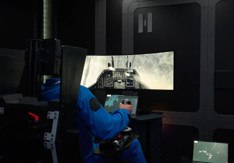 AI fighter jets, drone swarms, and $250K warships: the new defense economy AI fighter jets, drone swarms, and $250K warships: the new defense economy