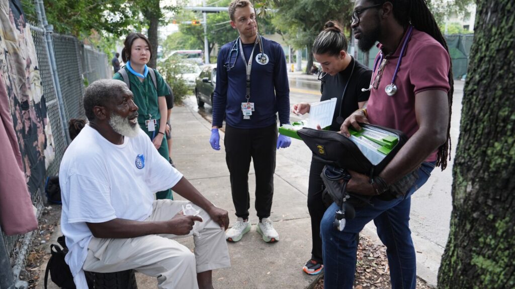 Miami Street Medicine offers lifeline to homeless people