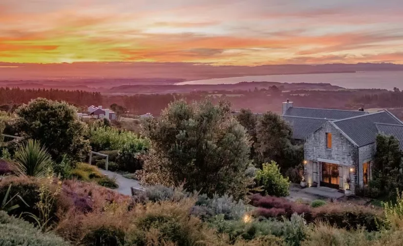 Is it the end of suites in luxury hotels? Wealthy customers are turning away from them Is it the end of suites in luxury hotels? Wealthy customers are turning away from them