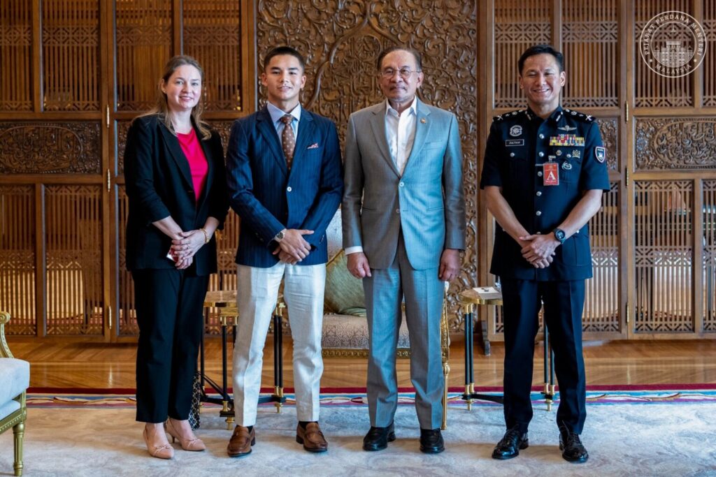 Johan Ghazali meets Malaysian Prime Minister: “It was truly an honor”