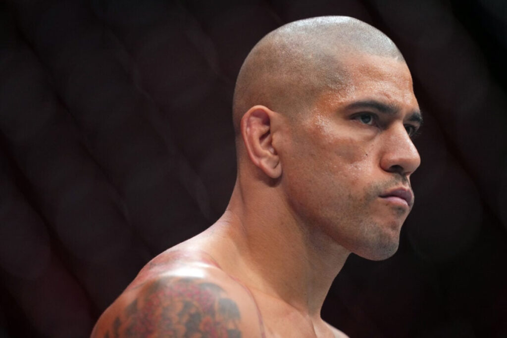 Alex Pereira provides huge injury update following UFC 320 win