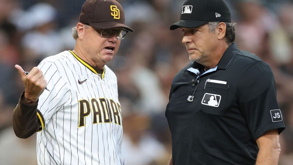 Padres’ Shildt retires, cites ‘severe toll’ of job