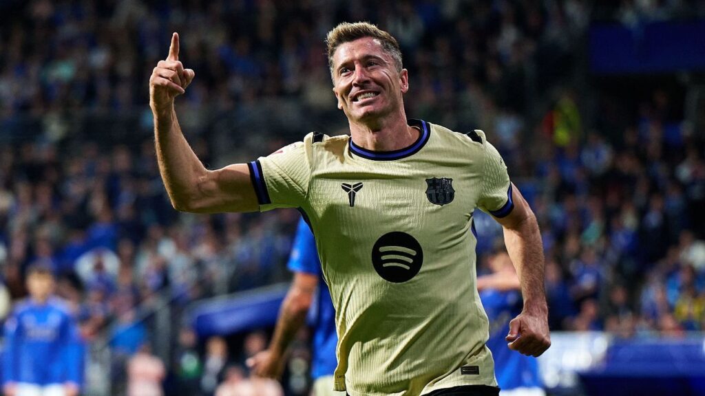 Transfer rumors, news: Man United target Barcelona’s Lewandowski