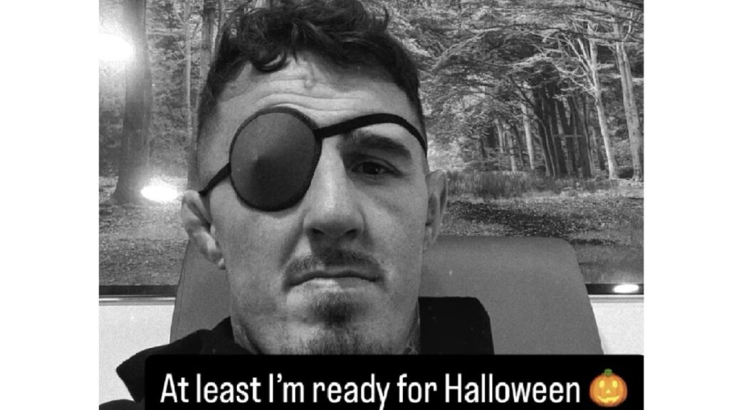 UFC fighters show off their Halloween costumes UFC fighters show off their Halloween costumes