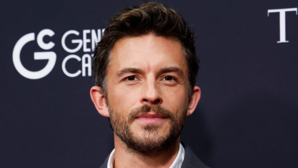 Jonathan Bailey Named People’s Sexiest Man Alive