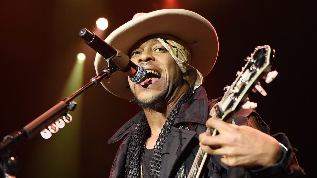 Rest In Peace! D’Angelo Laid To Rest As Stevie Wonder, Lauryn Hill & More Attend Recent Memorial Service