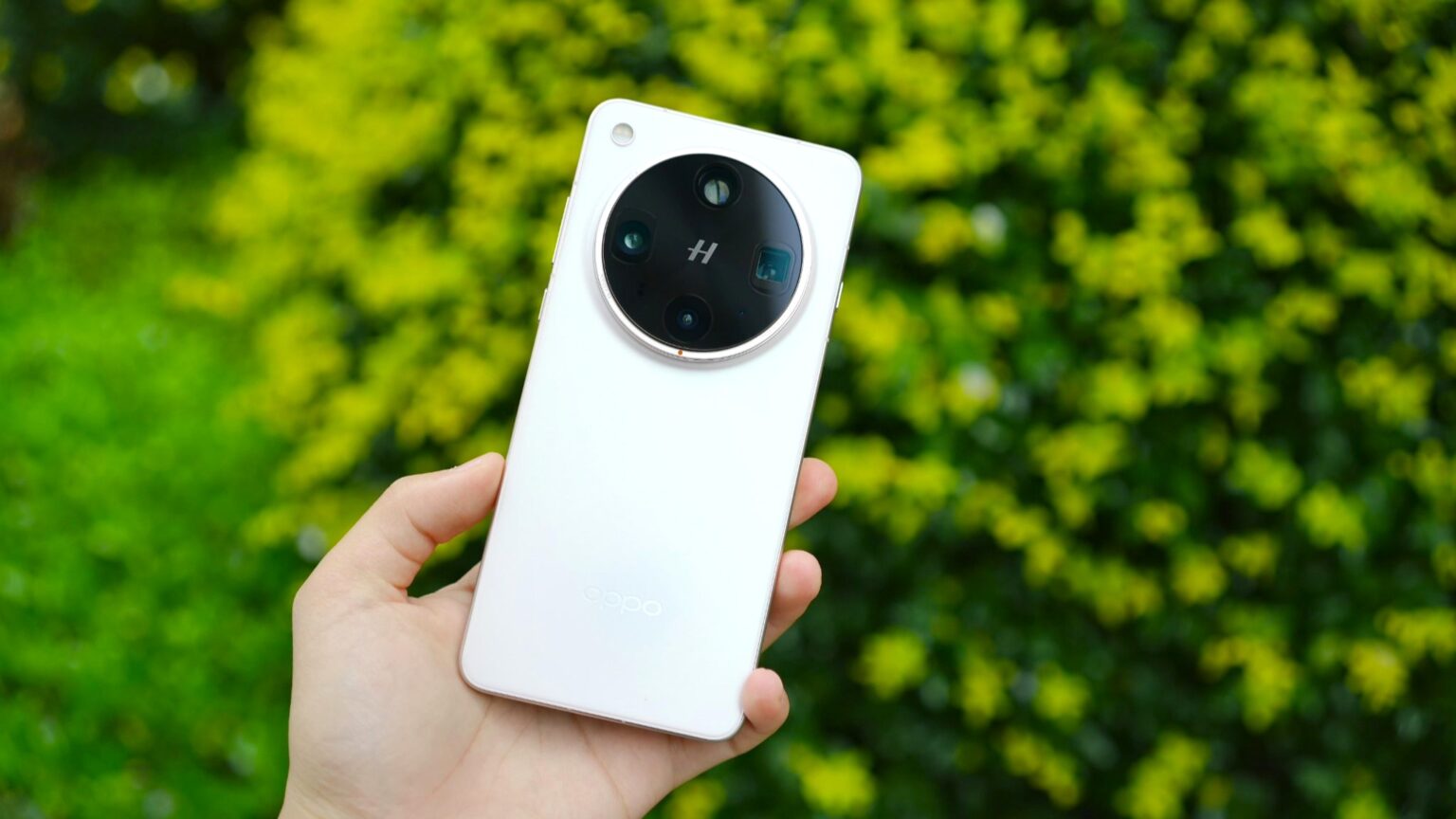 Battle of the camera giants: Oppo Find X9 Ultra set to compete against Xiaomi 17 Ultra and Vivo X300 Ultra in Europe as well