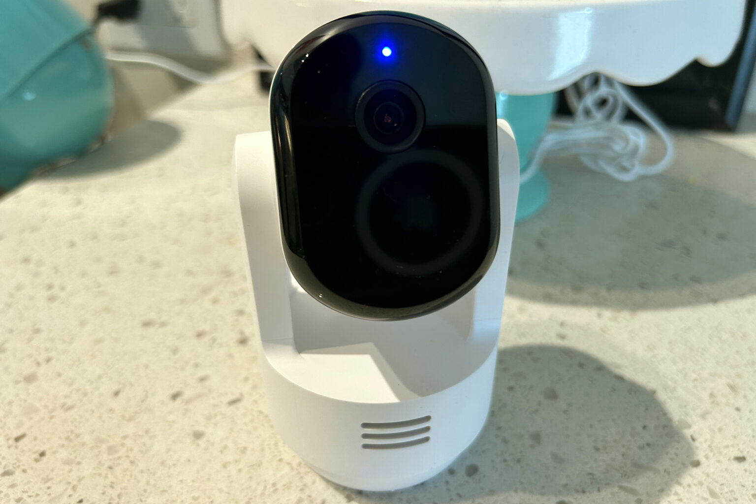 Arlo Essential Pan Tilt Indoor Camera review: Big coverage, less than $50