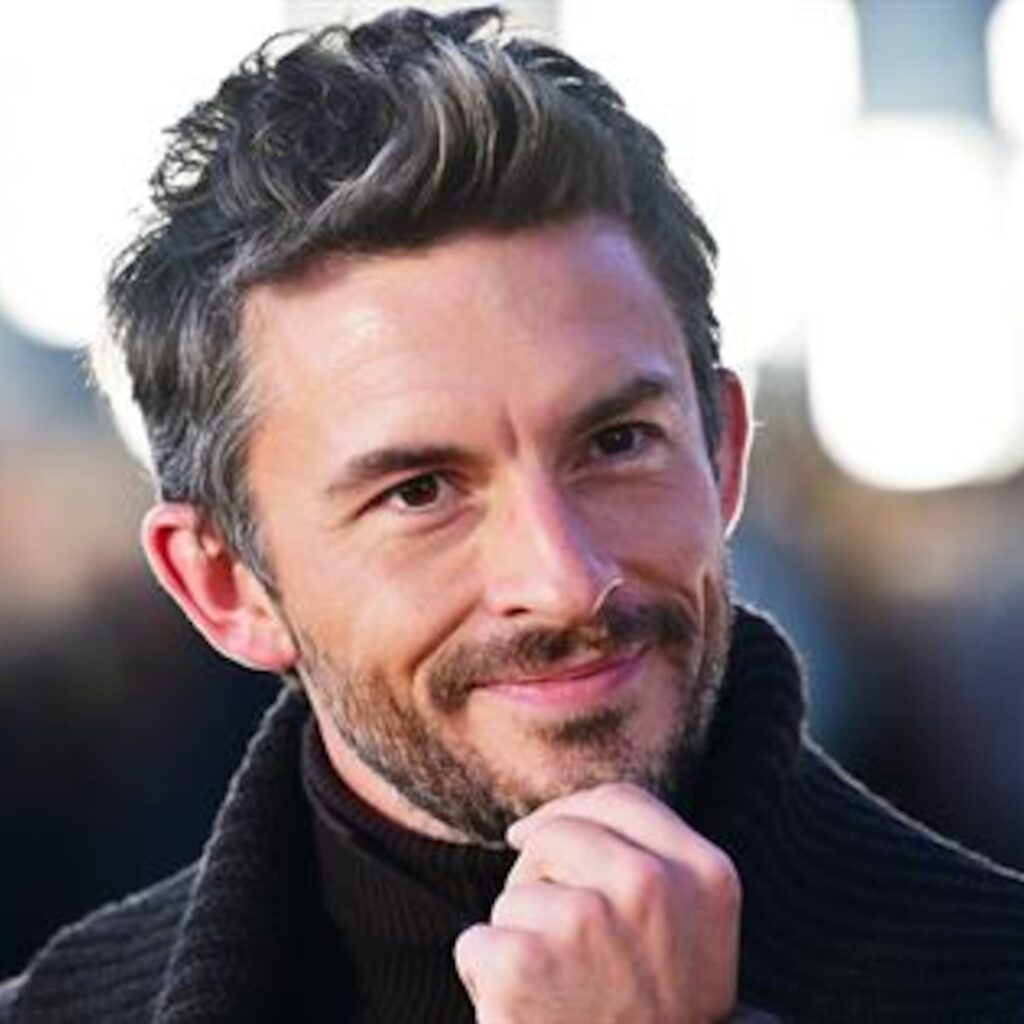 Jonathan Bailey Sets the Record Straight on His Acting Hiatus