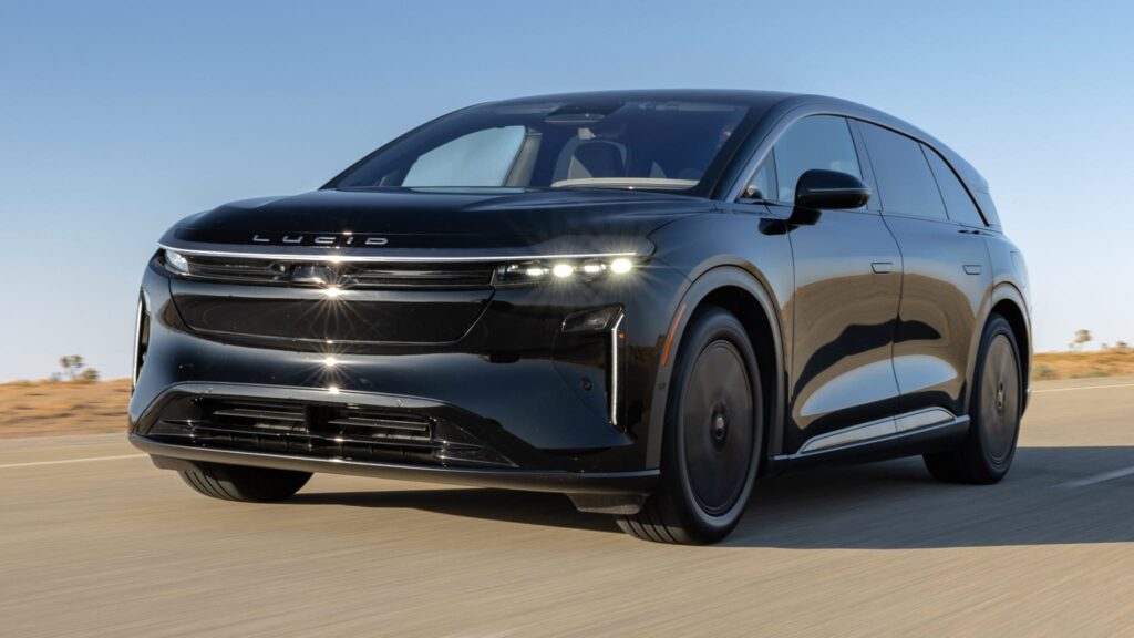 The Fresh Lucid Gravity Is Fast, Luxurious, and Annoyingly Flawed