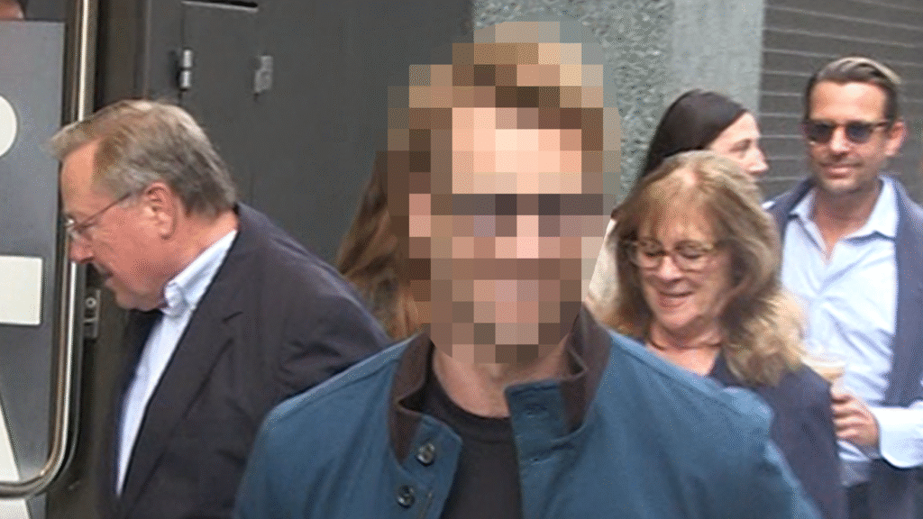 Guess Who This Hard-Working Actor Is! Guess Who This Hard-Working Actor Is!