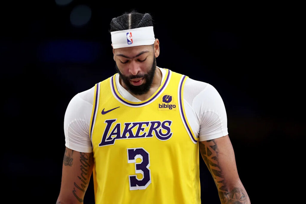 Lakers started looking to trade Anthony Davis in December 2024