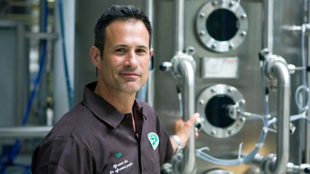Founder of 30-Year-Old Dogfish Head Brewery Says Every Great Business Shares These 3 Traits