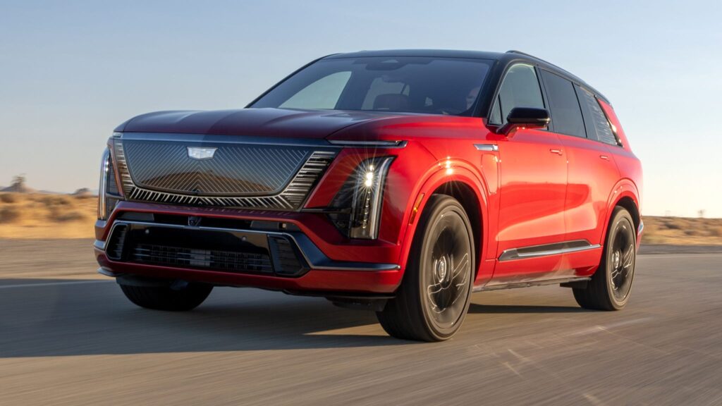 The Cadillac Vistiq Proves Caddy’s Back If You Can Live With Its Main Flaw