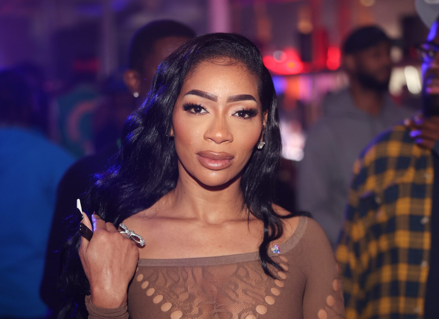 Tommie Lee Responds After ‘Baddies’ Fan Calls Her Out For Allegedly Injuring Him With Shot Glass (VIDEOS)