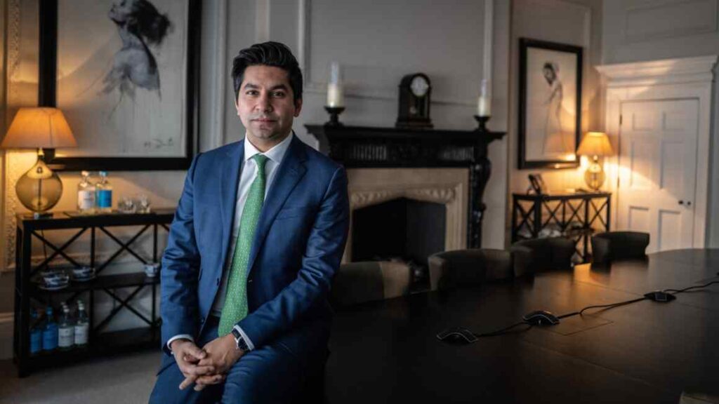 Starmer’s top business adviser emerges as frontrunner to replace Mandelson as envoy to US