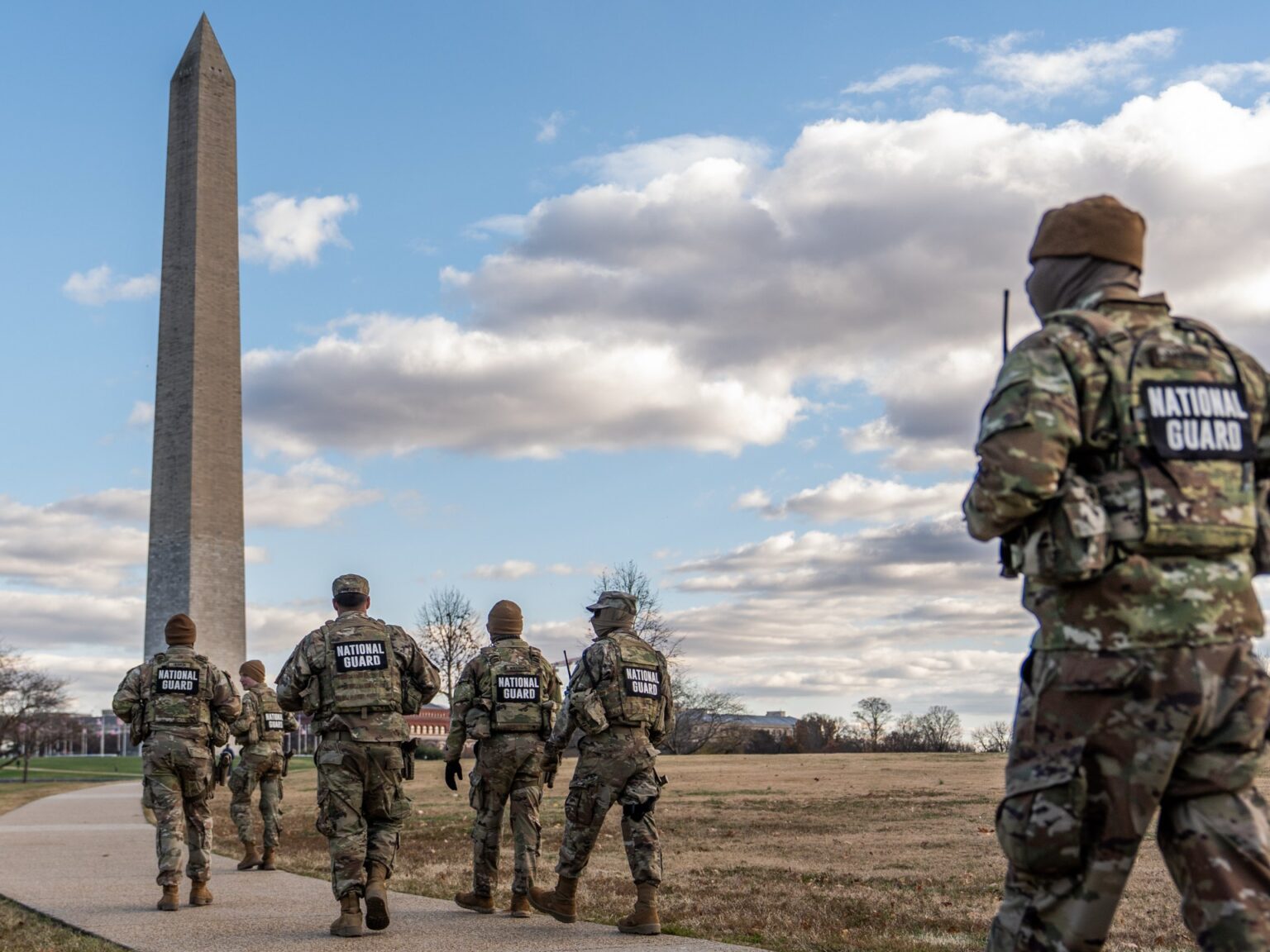 US pauses visas for all Afghan passport holders, halts asylum requests US pauses visas for all Afghan passport holders, halts asylum requests