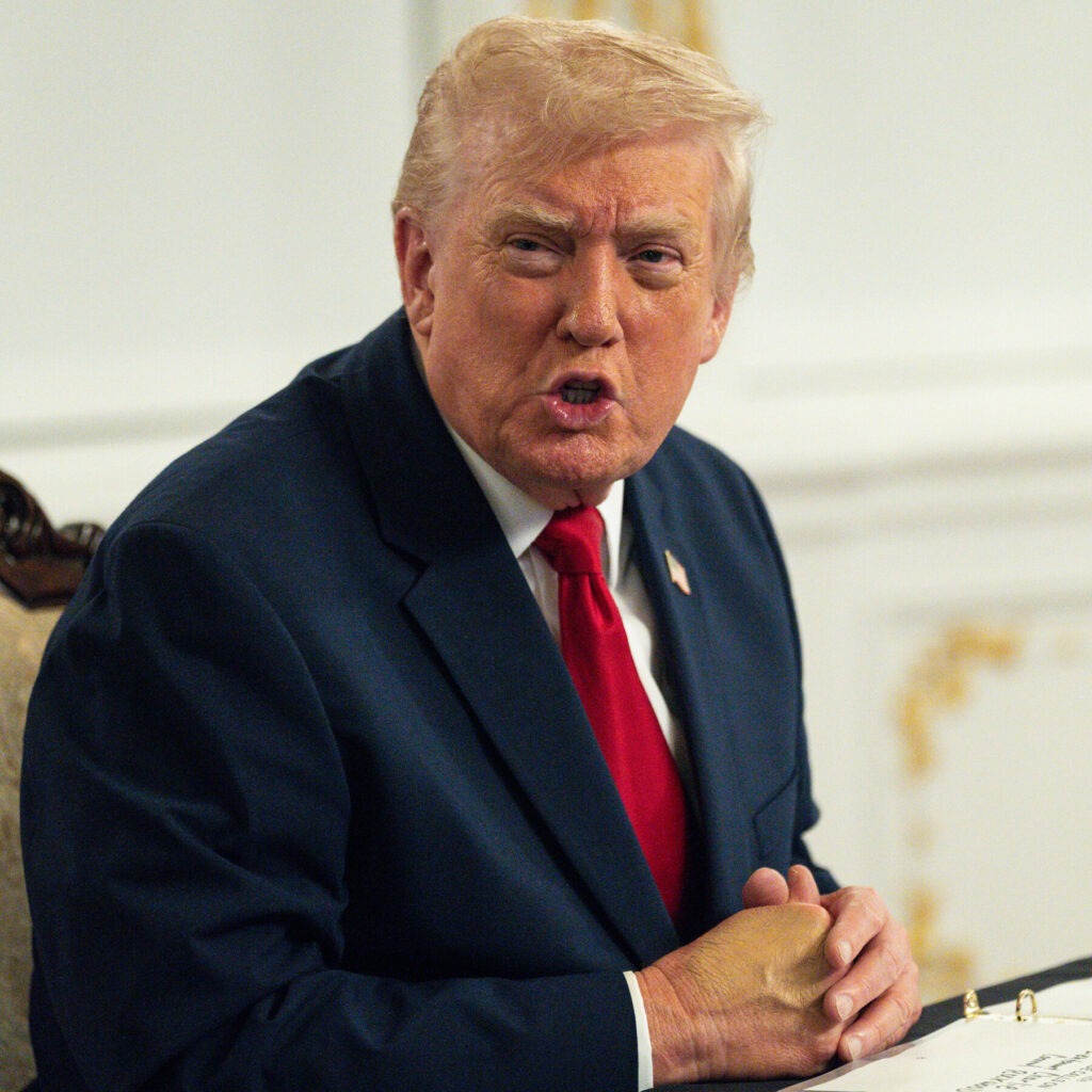 After Trump’s M.R.I. Claim, His Doctor’s Memo Offers Little Clarity