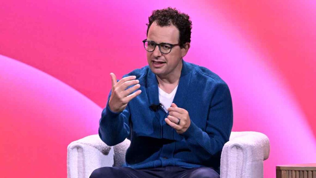 Anthropic taps IPO lawyers as it races OpenAI to go public