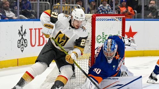 Knights' win streak ends at five in shootout loss to Islanders Knights' win streak ends at five in shootout loss to Islanders