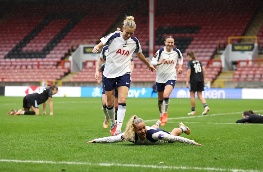 Spurs Women 2 – 1 Aston Villa: Holdt and England stage last minute comeback