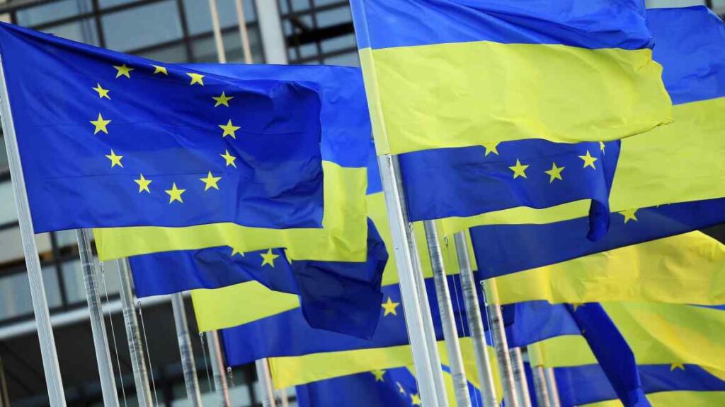 EU races to bypass Orbán on Russian assets before summit