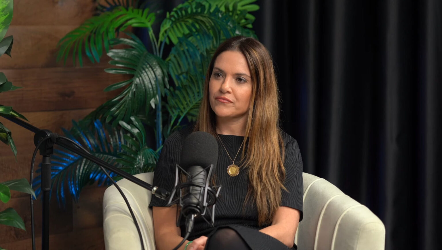 Bill de Blasio’s ex Nomiki Konst claims former mayor wanted kids with her before cheating scandal