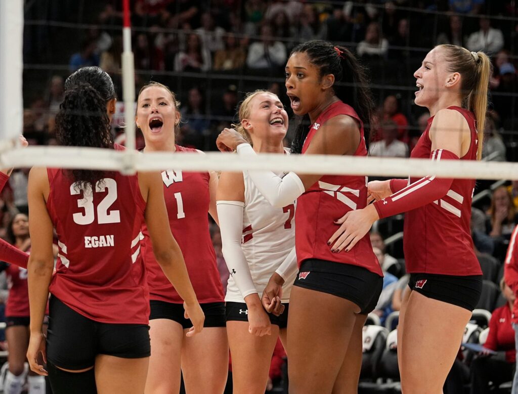Wisconsin Volleyball vs Texas: Preview, Start Times, Complete Live Streaming Details, and Team Rosters Wisconsin Volleyball vs Texas: Preview, Start Times, Complete Live Streaming Details, and Team Rosters
