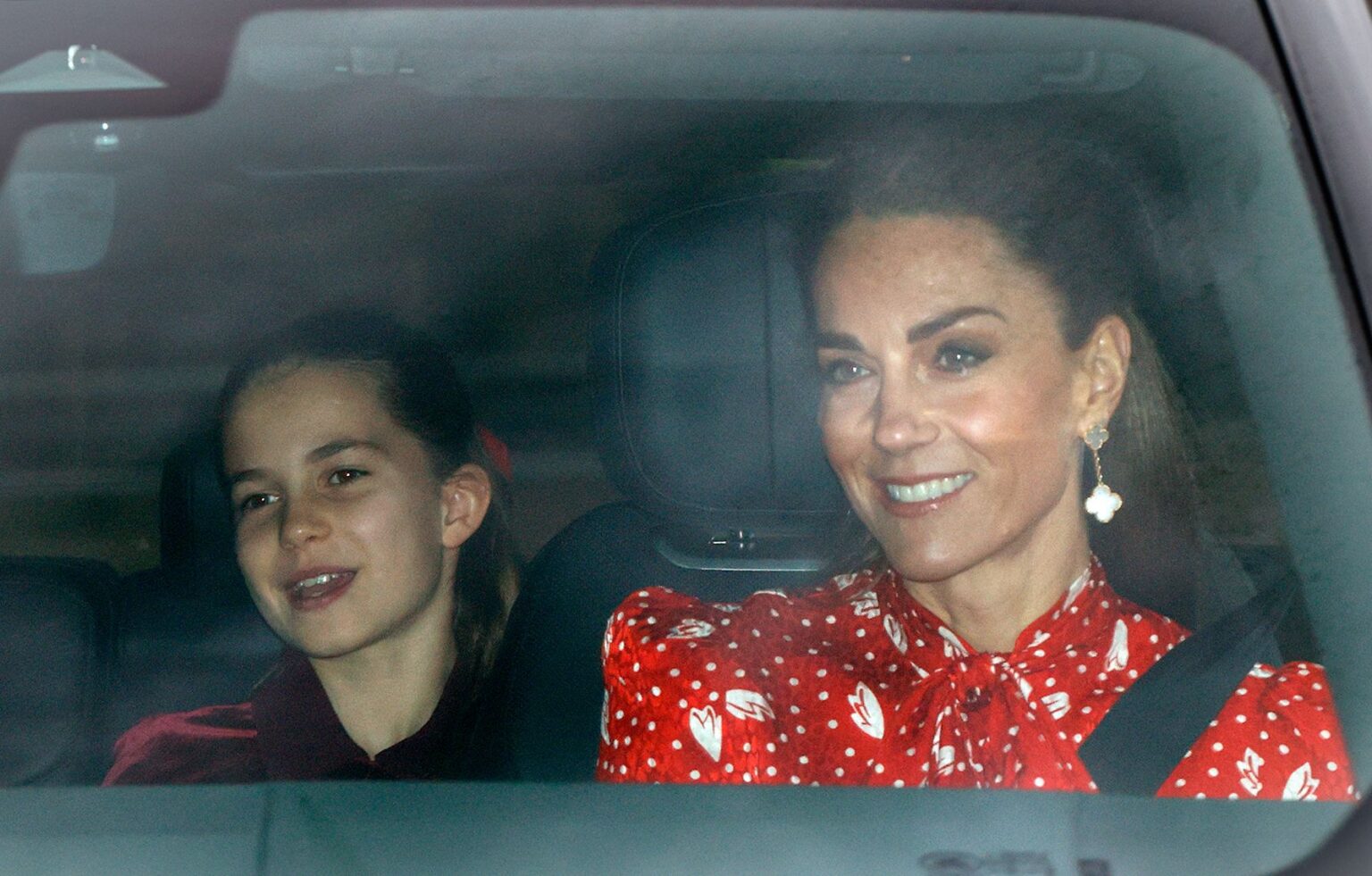 Kate Middleton Brings Back an Old Favorite for Holiday Lunch at Buckingham Palace