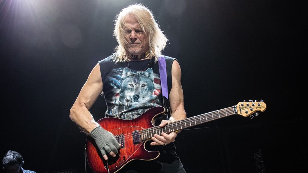 “There’s a couple guys in the band that were really glad for me to be gone”: Steve Morse opens up on his departure from Deep Purple – and why it was time for him to go