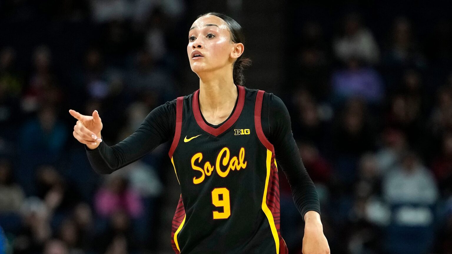 Jazzy Davidson, Grace Knox and the most impressive freshmen in WBB so far this season