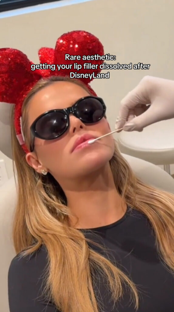 Brooks Nader dissolves all her lip filler as a ‘Christmas present to Mom and Dad’ 