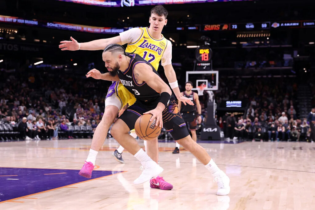 Lakers player grades: L.A. gets demolished by the Suns in Phoenix