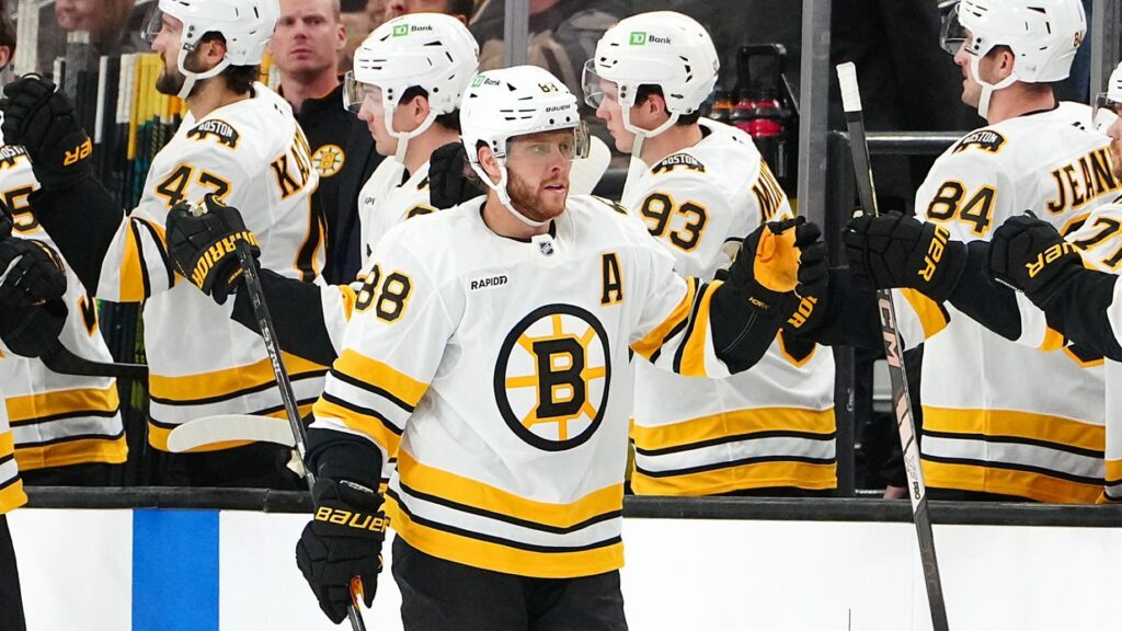 David Pastrnak Believes Bruins Have ‘Special Group’ After Blowout Win David Pastrnak Believes Bruins Have ‘Special Group’ After Blowout Win
