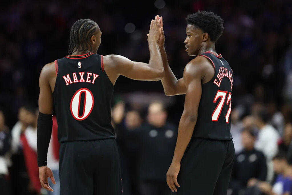 Tyrese Maxey thanks basketball gods for Sixers rookie VJ Edgecombe Tyrese Maxey thanks basketball gods for Sixers rookie VJ Edgecombe
