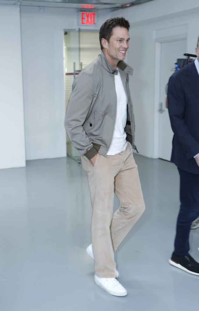 Tom Brady shares suggestive quote about ‘beautiful’ people after cozying up to Alix Earle at NYE party