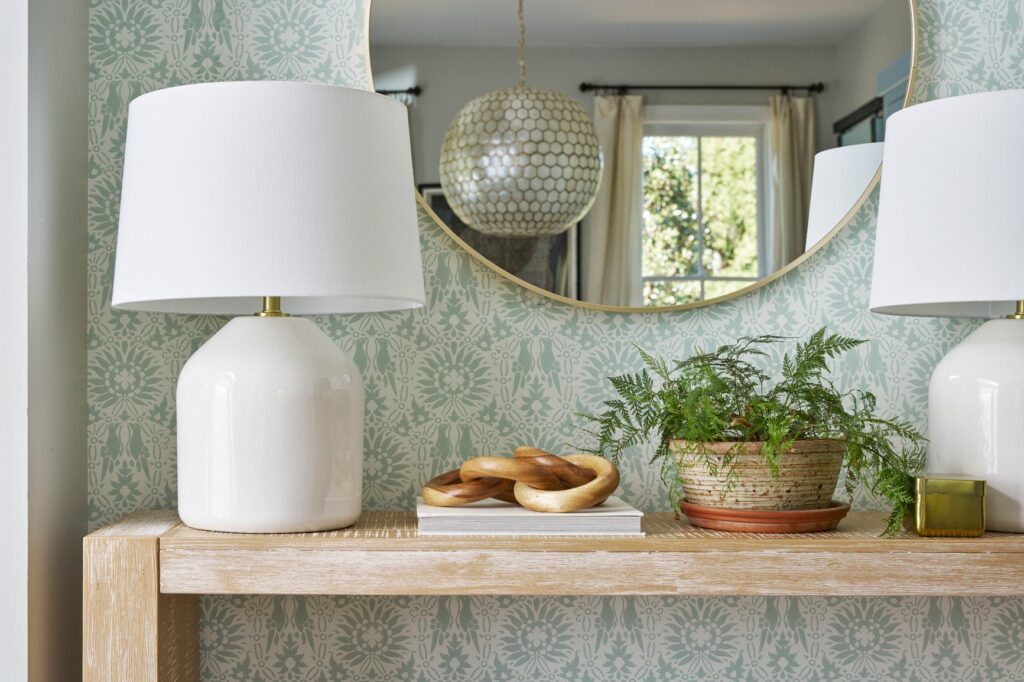 Is Peel-and-Stick Wallpaper Actually Better? Is Peel-and-Stick Wallpaper Actually Better?