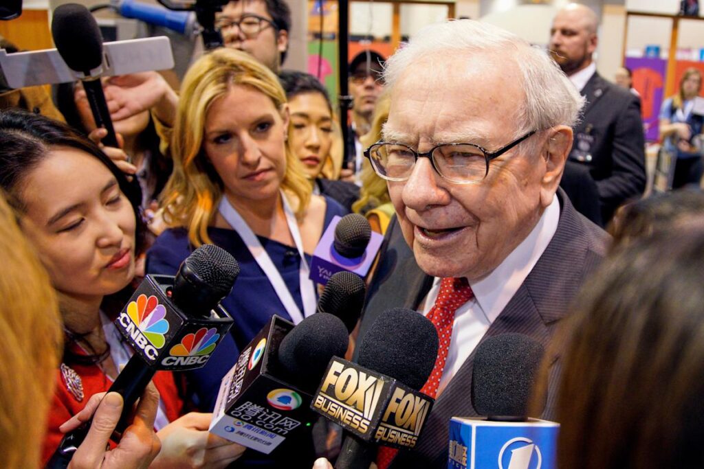 Warren Buffett’s successor eyes selling off Berkshire Hathaway’s 325 million Kraft Heinz shares Warren Buffett’s successor eyes selling off Berkshire Hathaway’s 325 million Kraft Heinz shares