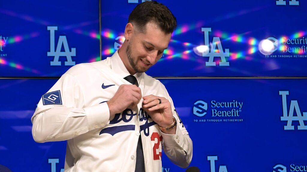 Tucker: Dodgers’ pedigree made decision ‘easier’