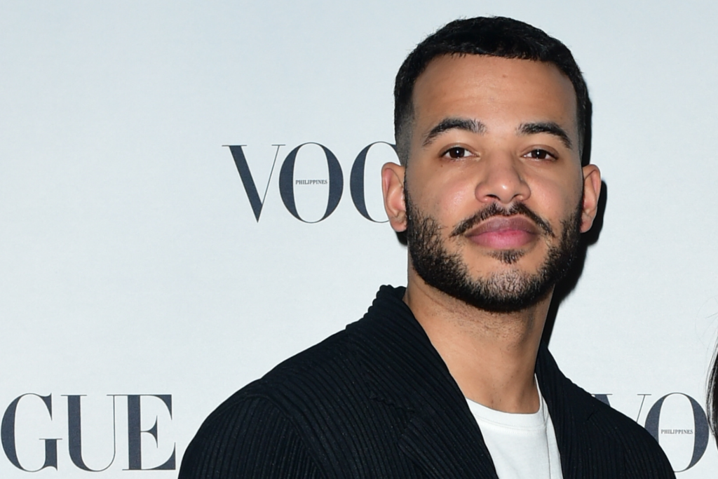 Doing Me? Desmond Scott Flexes Where His Focus Is Right Now Amid Recent Divorce Drama