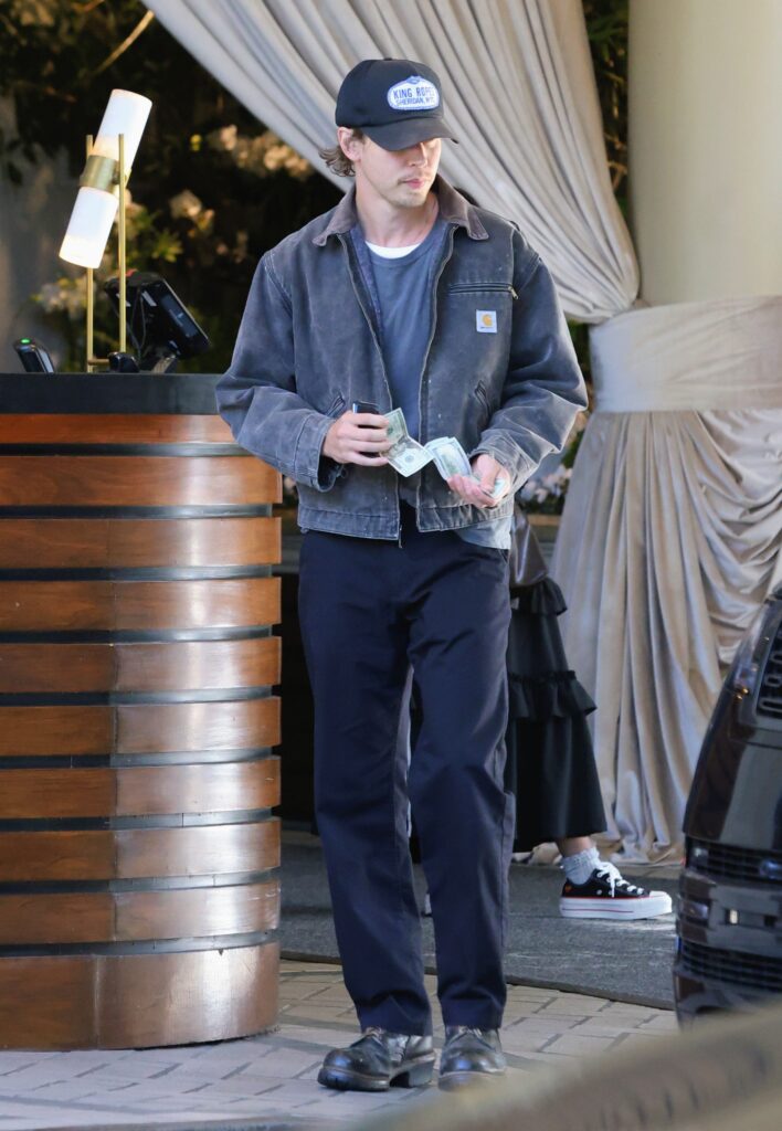 Austin Butler Recently Wore This Carhartt Jacket—Here’s How to Get It