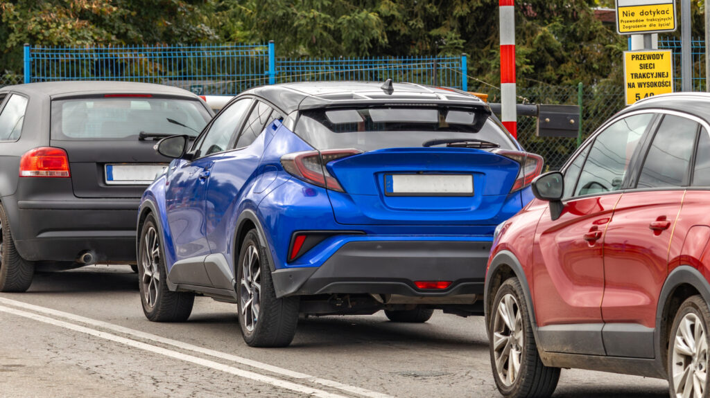 Don’t Get A Ticket: What To Do If You Need To Pass A Stopped Car