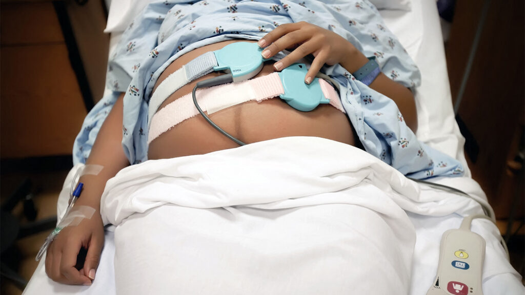 As ICE Uses Medicaid Data, Hospitals Are in a Bind Over Warning Immigrant Patients