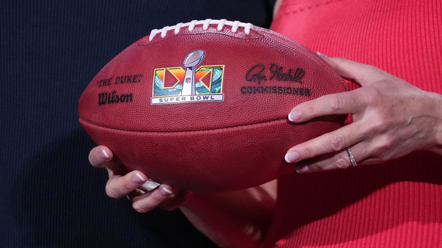 The Super Bowl LXI logo is here: Let’s predict the teams from the colors