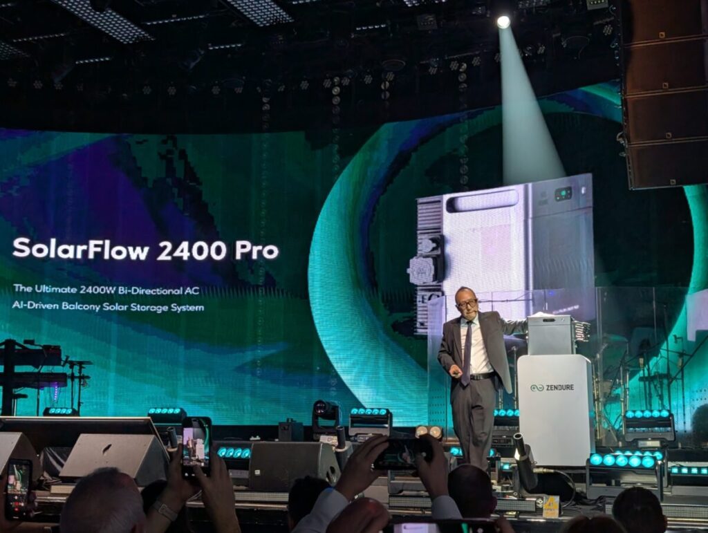 Zendure uneils new batteries for balcony, rootfop solar