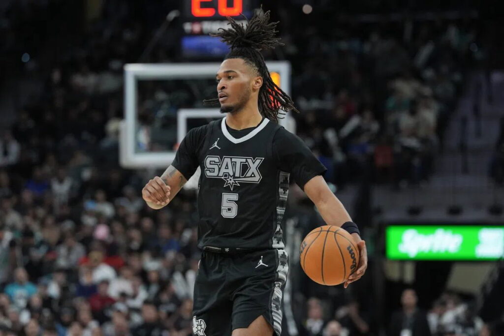 What Happened to Stephon Castle? Spurs Star Heads to Locker Room After Concerning Scenes vs Lakers