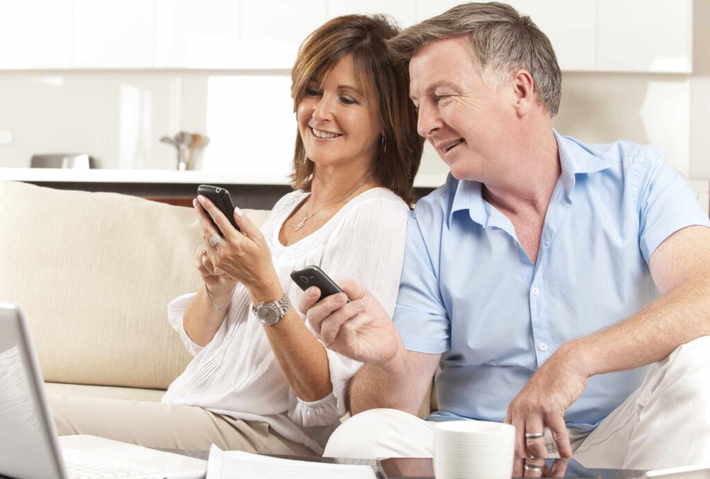 Our Favorite 8 Dating Sites and Apps for People Over 40